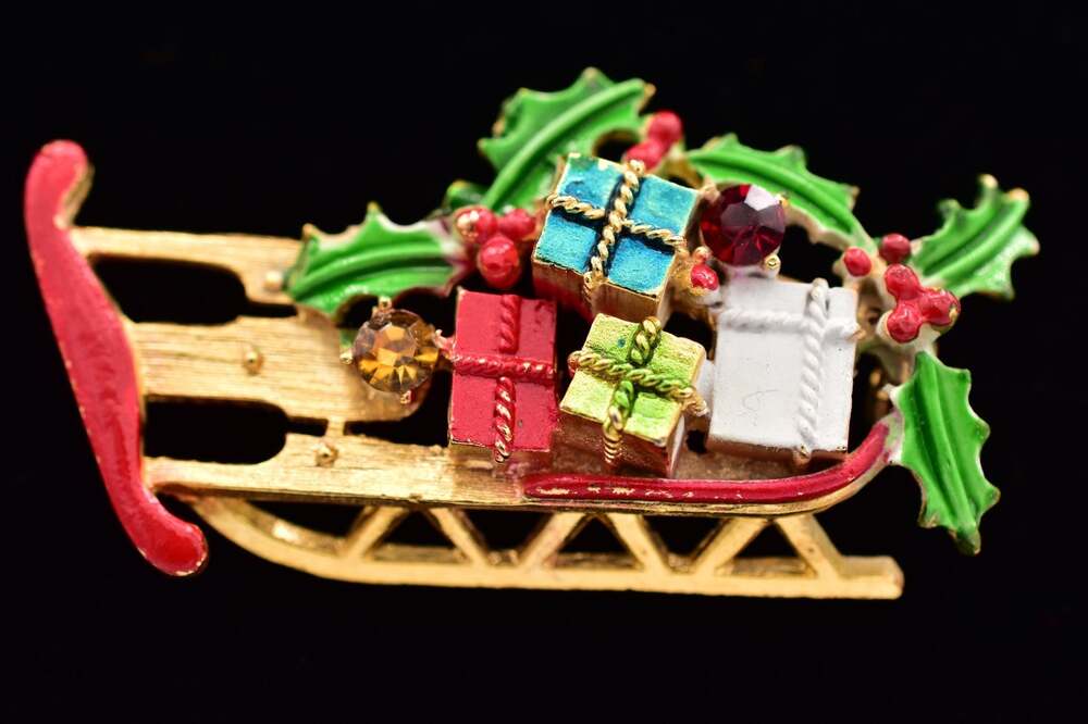 Weiss Vintage Christmas Sled Pin Brooch Enamel Gold Holiday Signed 1960s BinBP